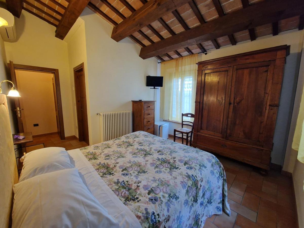 Agriturismo e Cantina La Sabbiona Faenza Exterior foto